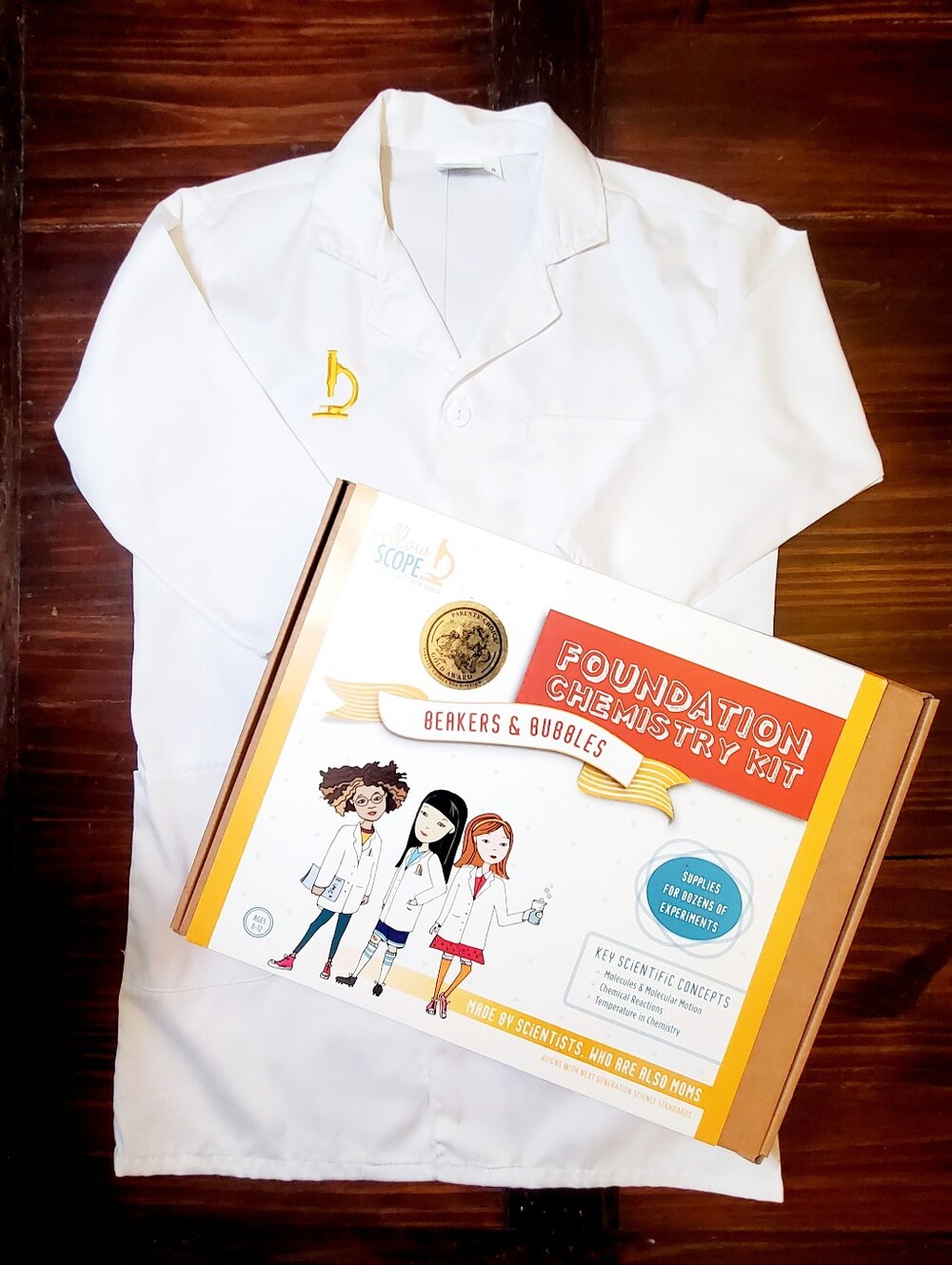 Yellow Scope Chemistry Kit AND Lab coat